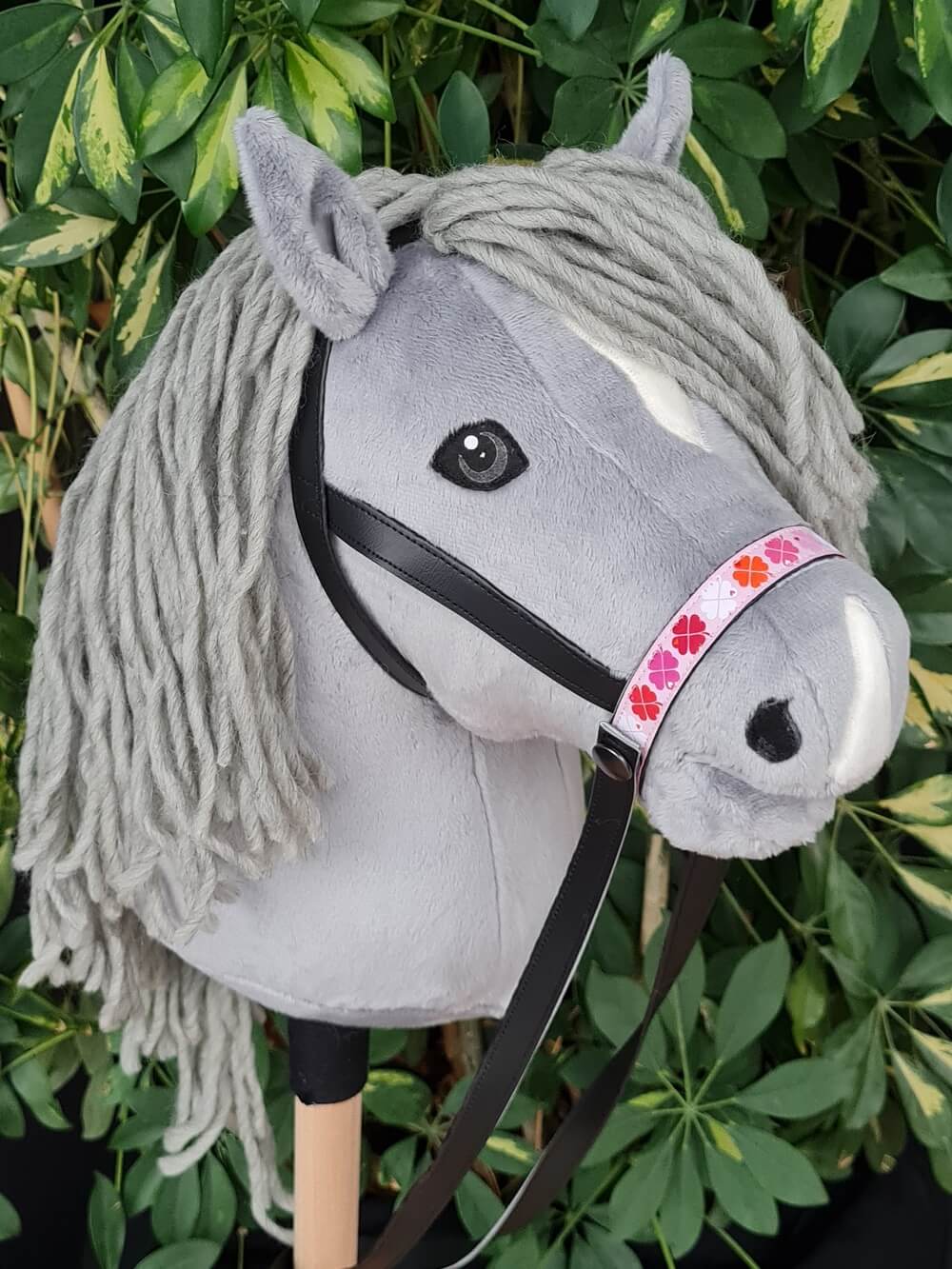 Hobby Horse mit Trense