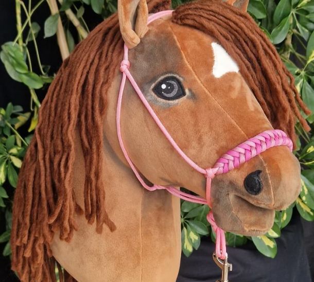 Hobby Horse Fuchsbrauner schattiert