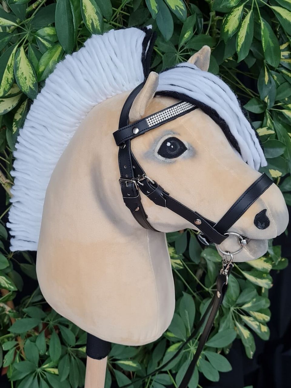 Hobby Horse Fjordpferd schattiert mit Stehmaehne