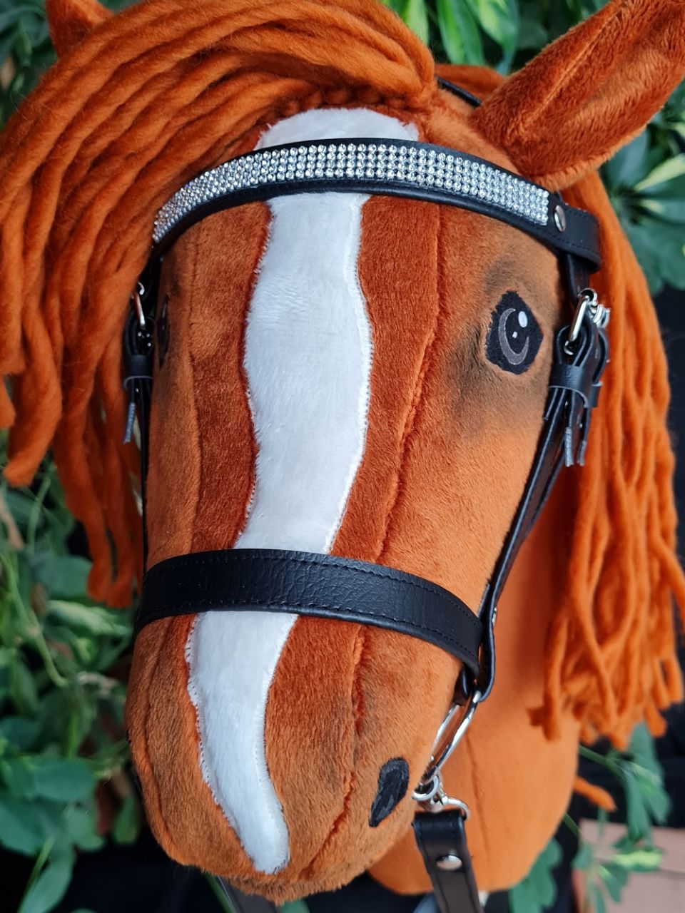 Hobby Horse Fuchs schattiert Trense mit Strasssteinen