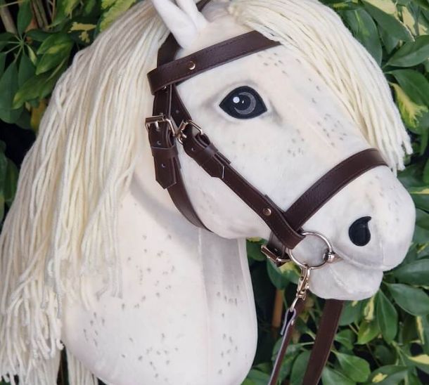 Hobby Horse wollweiß schattiert Sprenkel von Hand gemalt