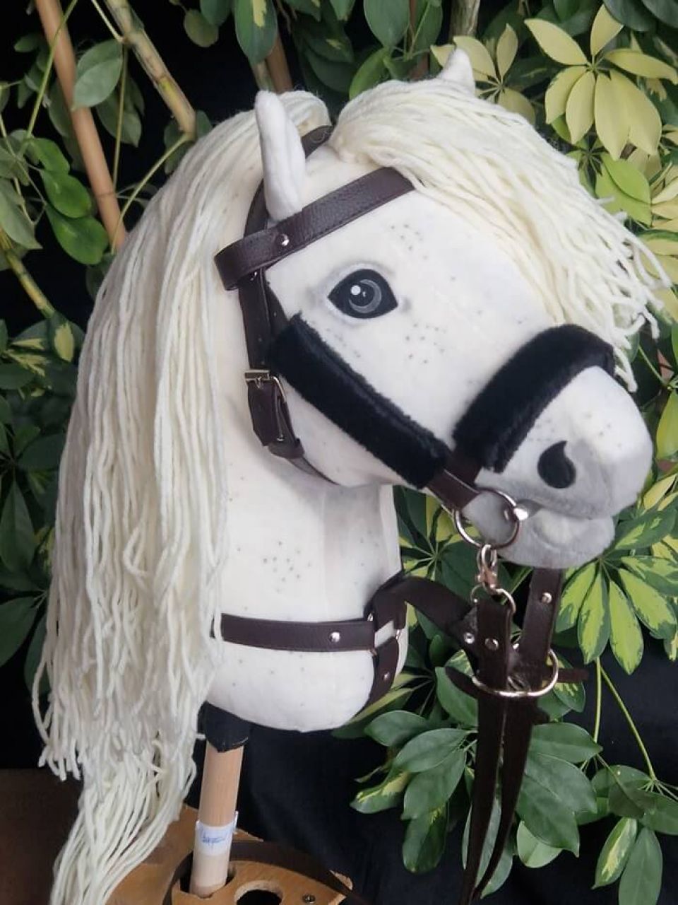Hobby Horse wollweiß mit Sprenkel